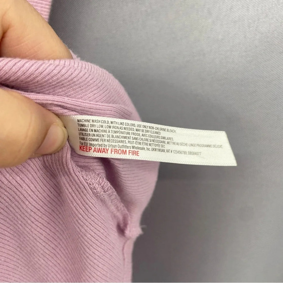 Free People Intimately Free People Baring It Ribbed Boxy Cropped V Neck Tank Top - Picture 5 of 7